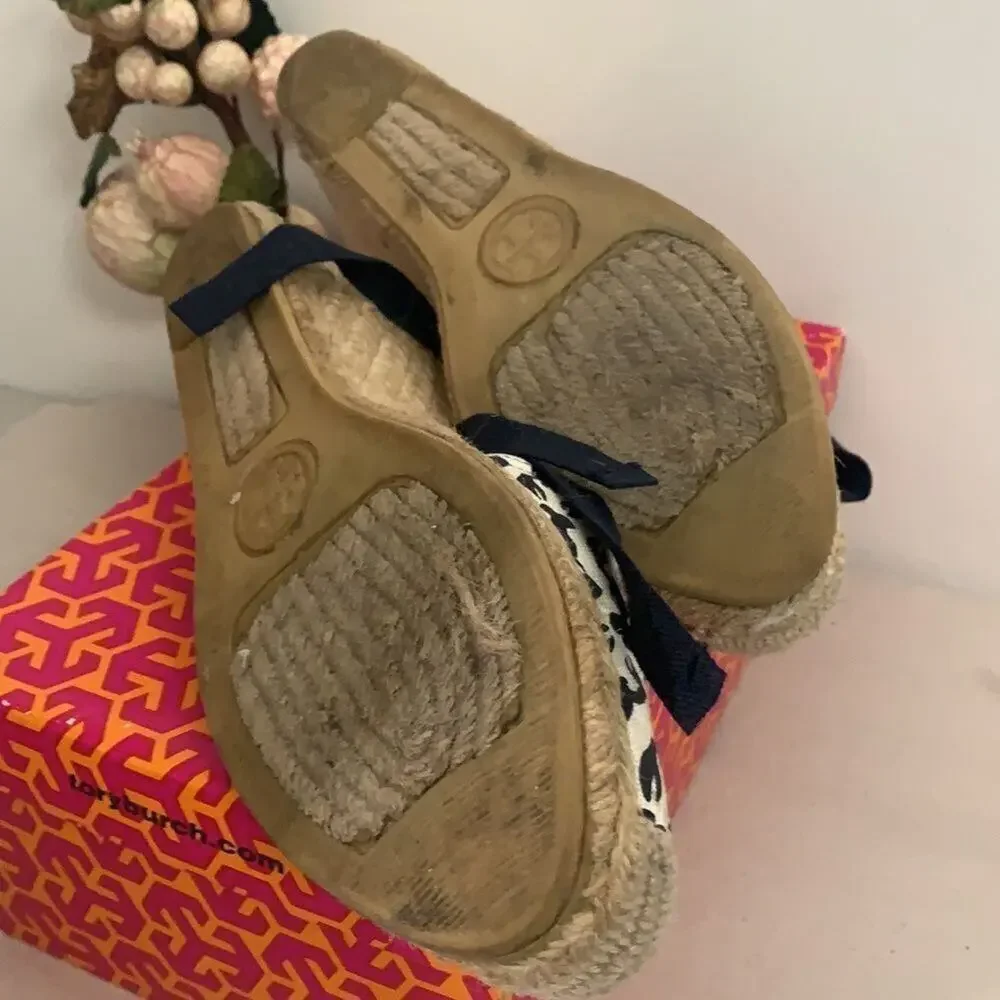 TORY BURCH HIGH WEDGE ESPADRILLE MED‎ NAVY LOBSTER SIZE 10